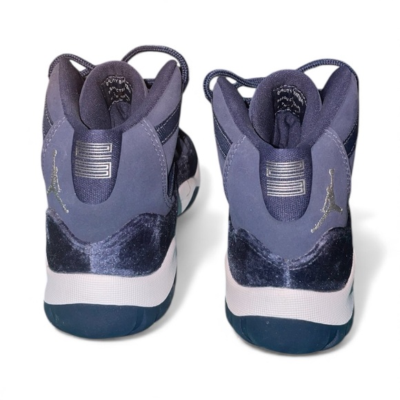 Jordan 11 Retro Midnight Navy - Picture 4 of 5
